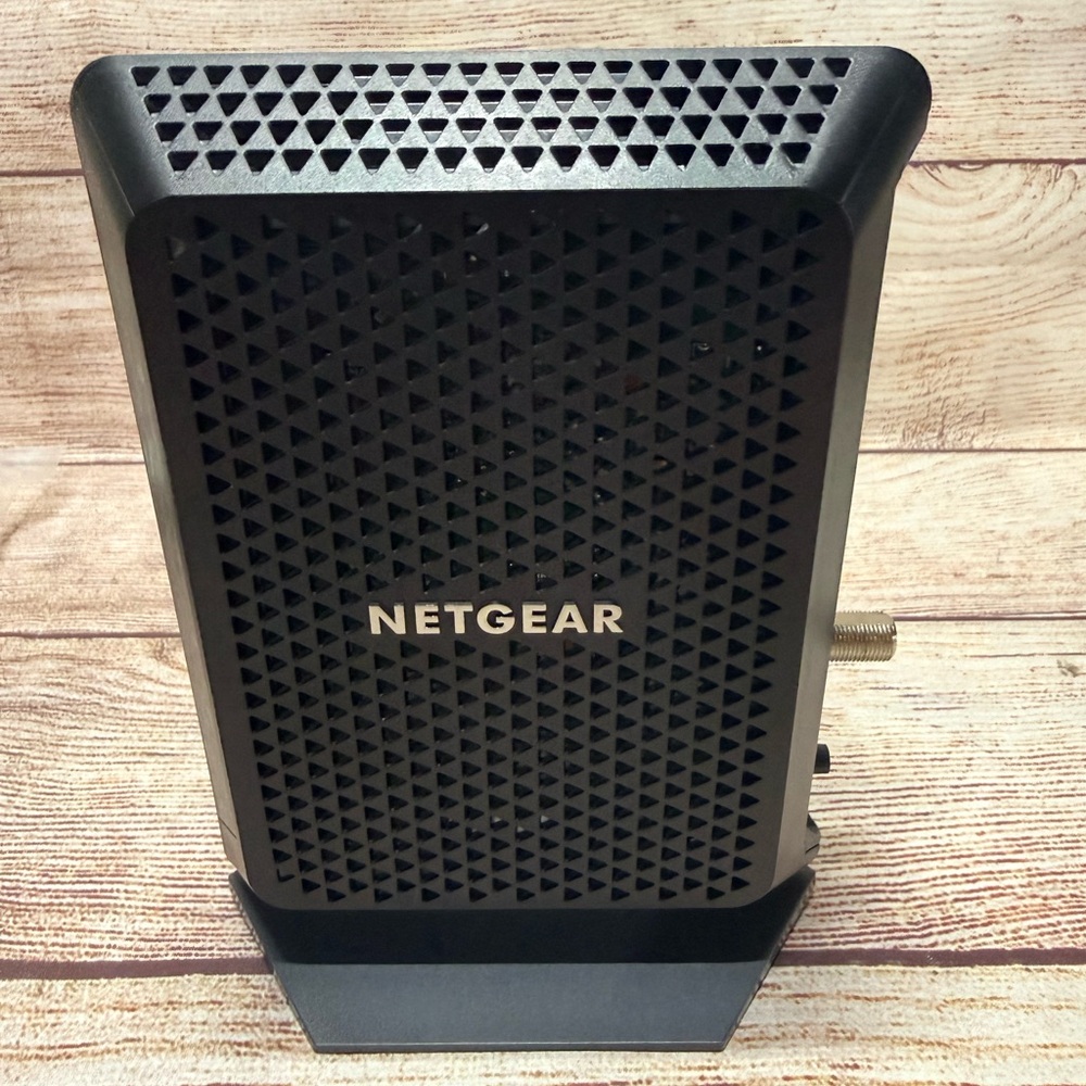Netgear CM700 Cable Modem 1.4gbps Pre Owned Functional - Picture 4 of 7